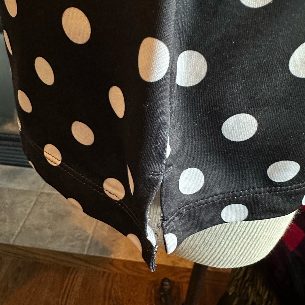 NIKE Golf ⛳️ Ladies Black & White Polka Dot Dri-Fit Sleeveless Golf Shirt - Sz S - Picture 9 of 12